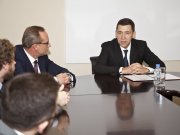 Евгений Куйвашев провел встречу с сотрудниками Представительства в Москве