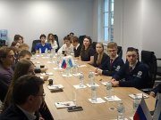 Диалог “без галстуков”: Встреча, которая объединяет. Андрей Цыкун провёл открытый диалог со студентами-уральцами Президентской академии, обучающимися в Москве