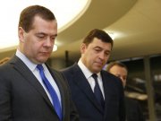 Д.Медведев, Е.Куйвашев во время посещения "Северского трубного завода"