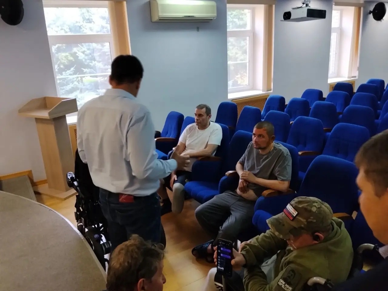 Поддержка земляков продолжается 2