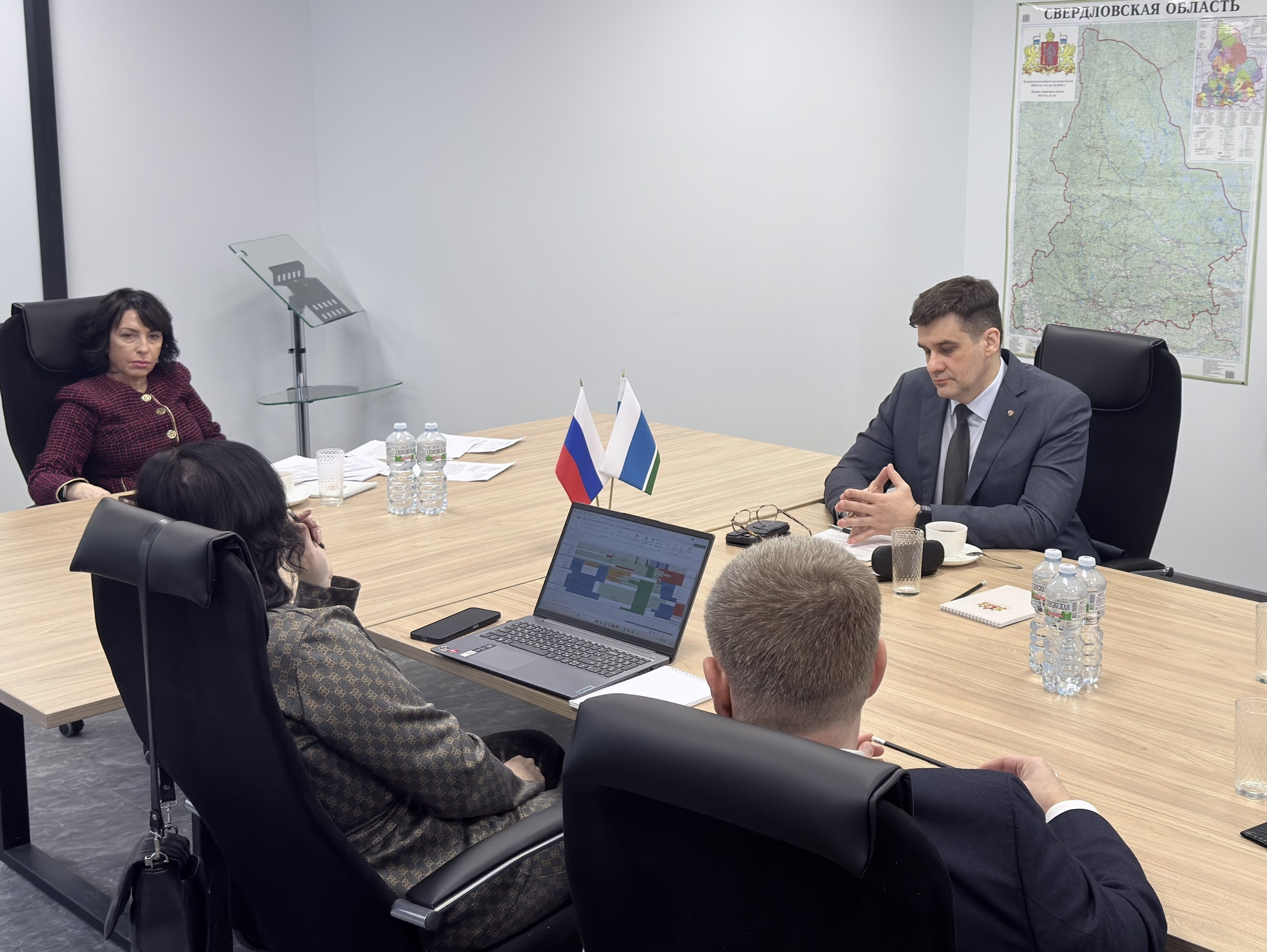 В Представительстве Свердловской области в Москве обсудили подготовку Международного фестиваля молодёжи в Екатеринбурге