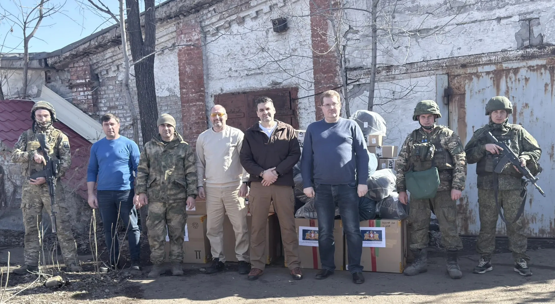 Урал рядом: Представительство Губернатора в очередной раз передало помощь российским военнослужащим на передовую 4