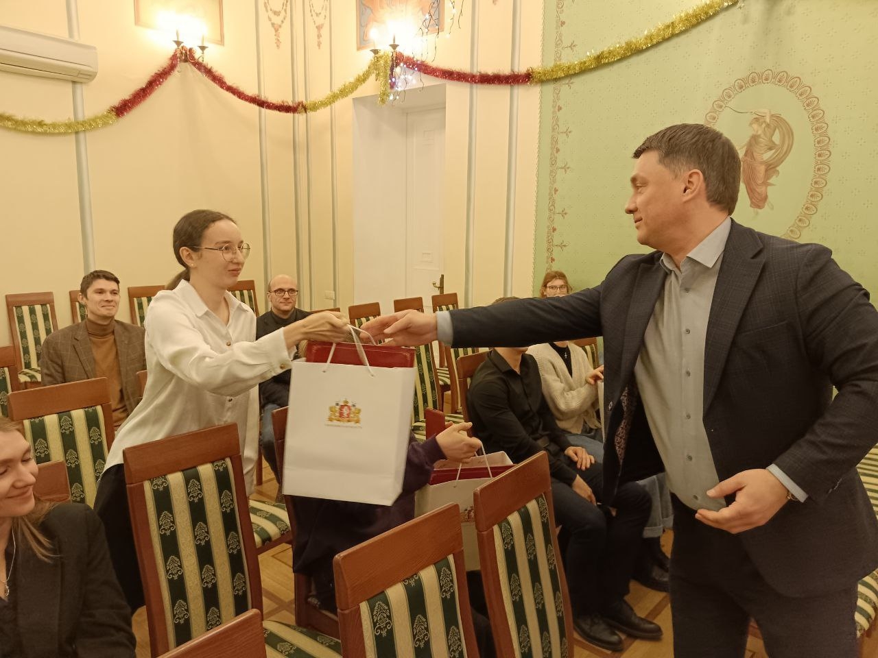 Диалог Представительства со студентами Среднего Урала в Академии Гнесиных 5