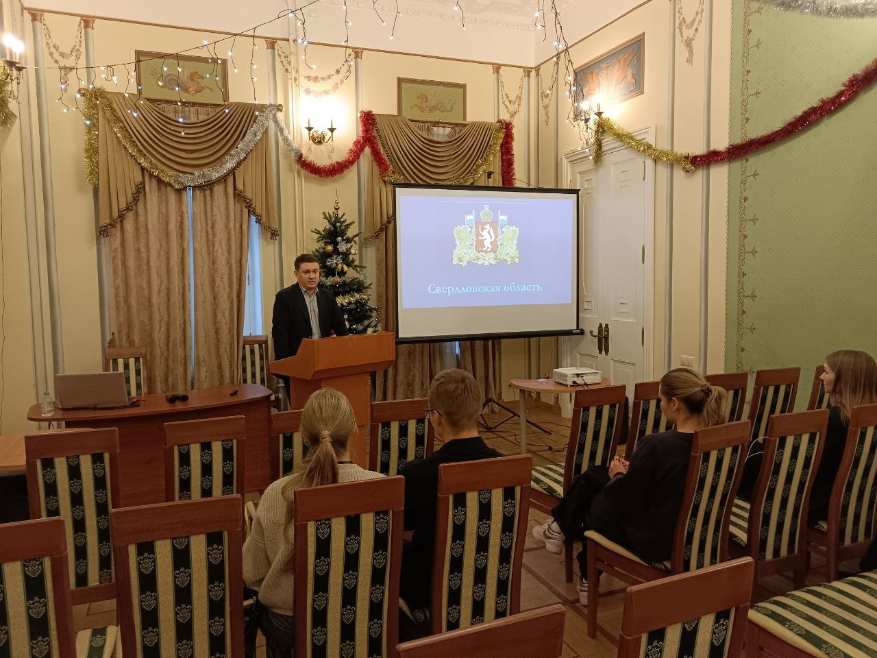 Диалог Представительства со студентами Среднего Урала в Академии Гнесиных 2