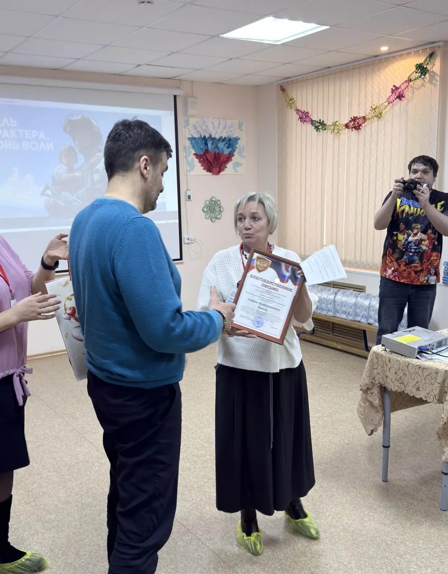 Новогоднее чудо для детей Качканара от Постпреда Губернатора 3