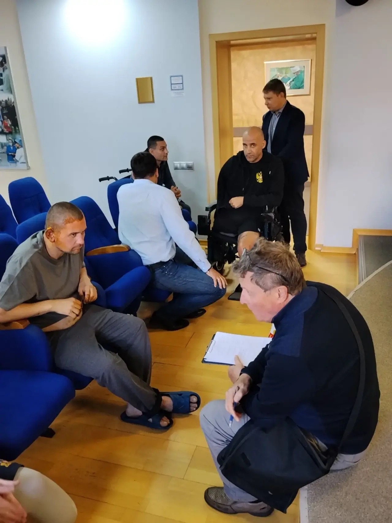 Поддержка земляков продолжается 3