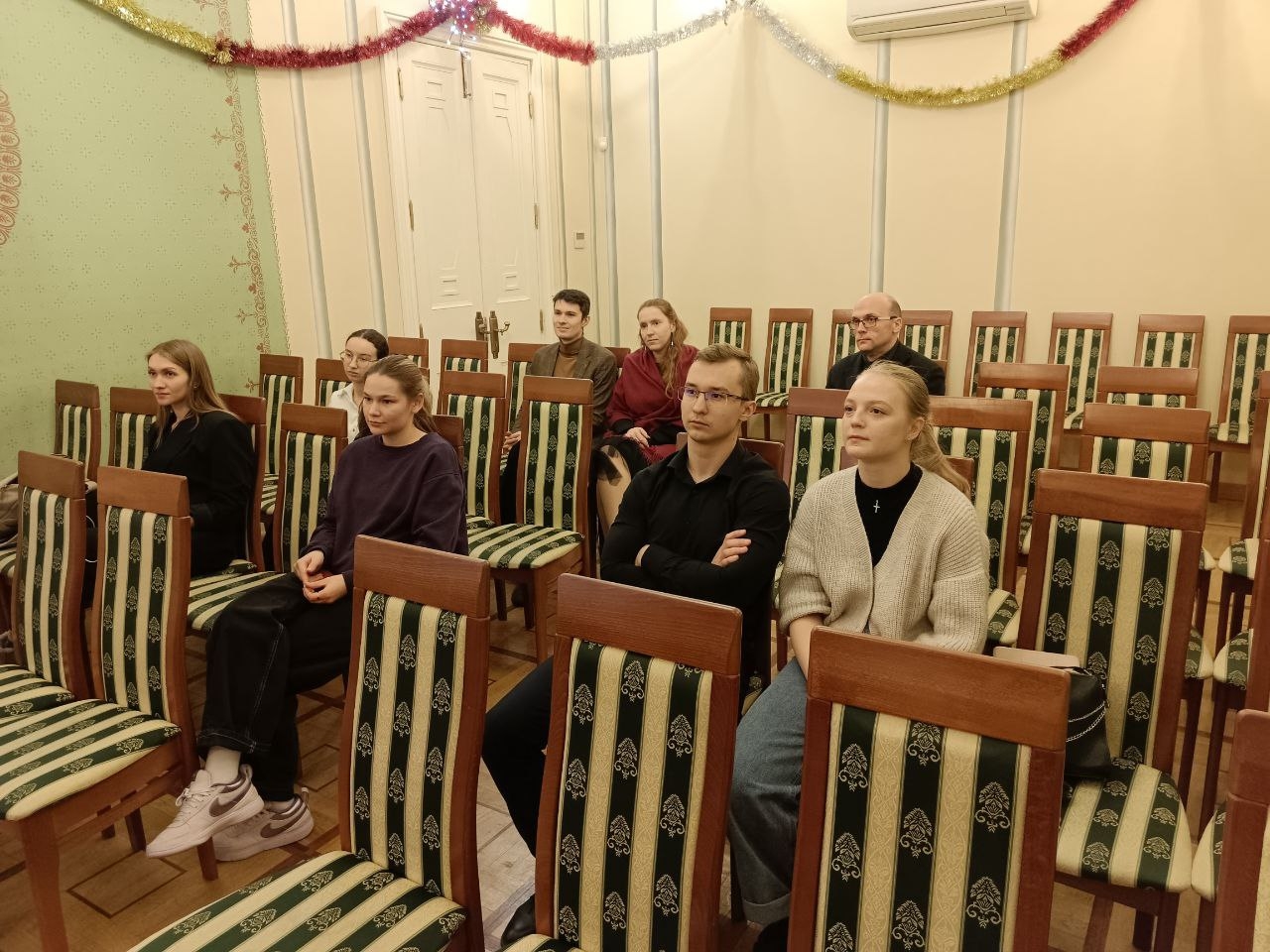 Диалог Представительства со студентами Среднего Урала в Академии Гнесиных 3