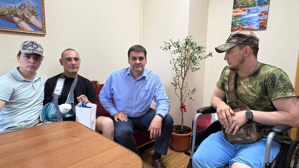 Встреча с героями, которые сражаются за Родину!