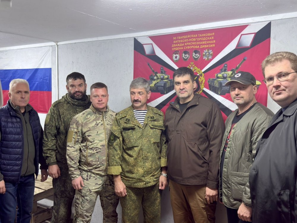 Средний Урал — рядом с теми, кто служит и помогает Родине!